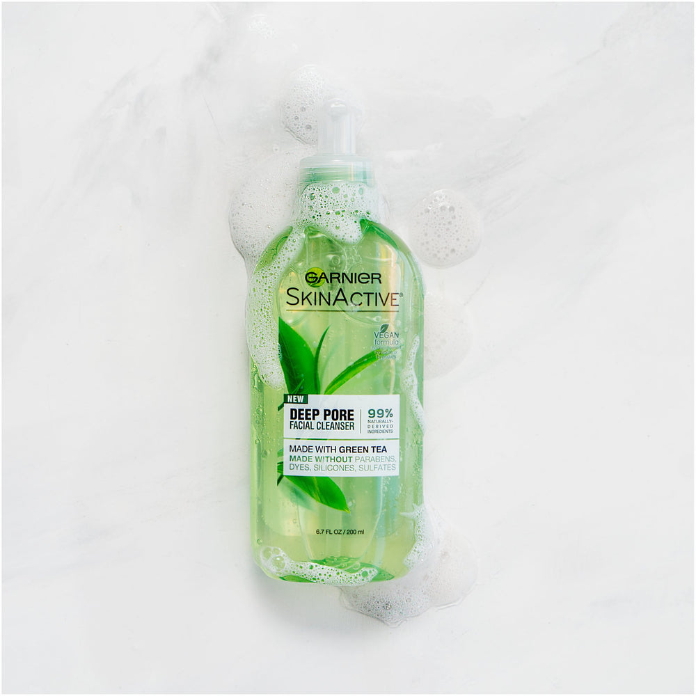 Garnier SkinActive: ingredients-naturels apporte douceur et efficacité.