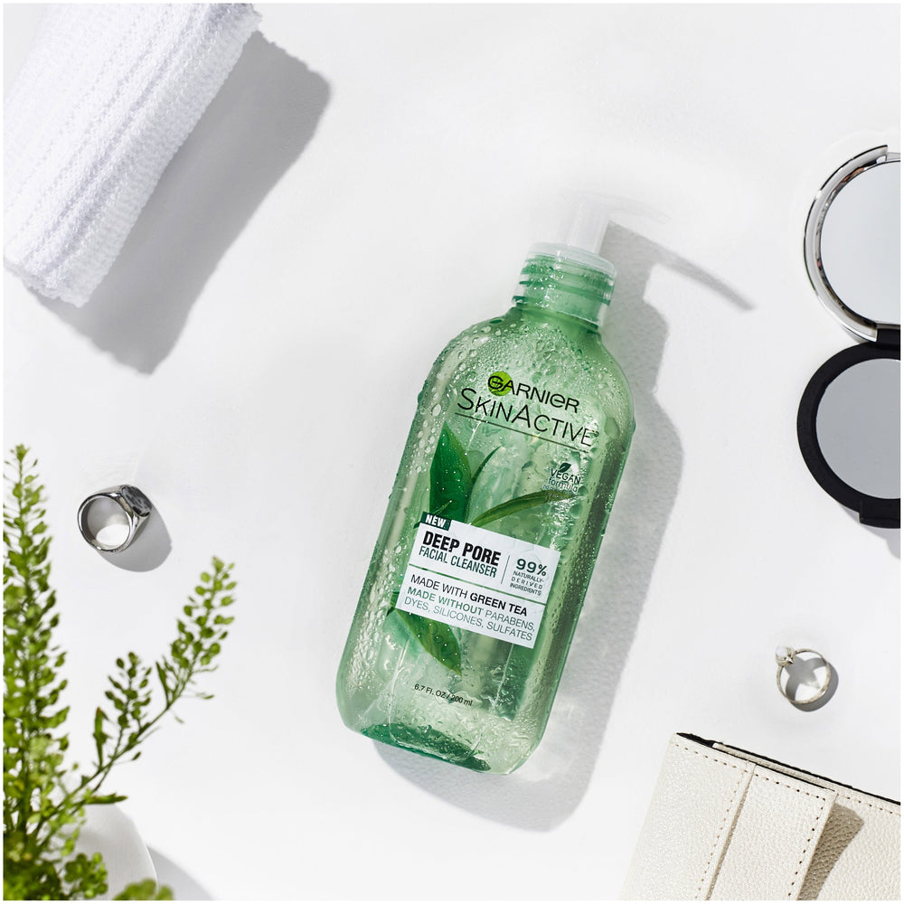 Garnier SkinActive: texture-gel rafraîchissante pour peau grasse et aspect-matif.