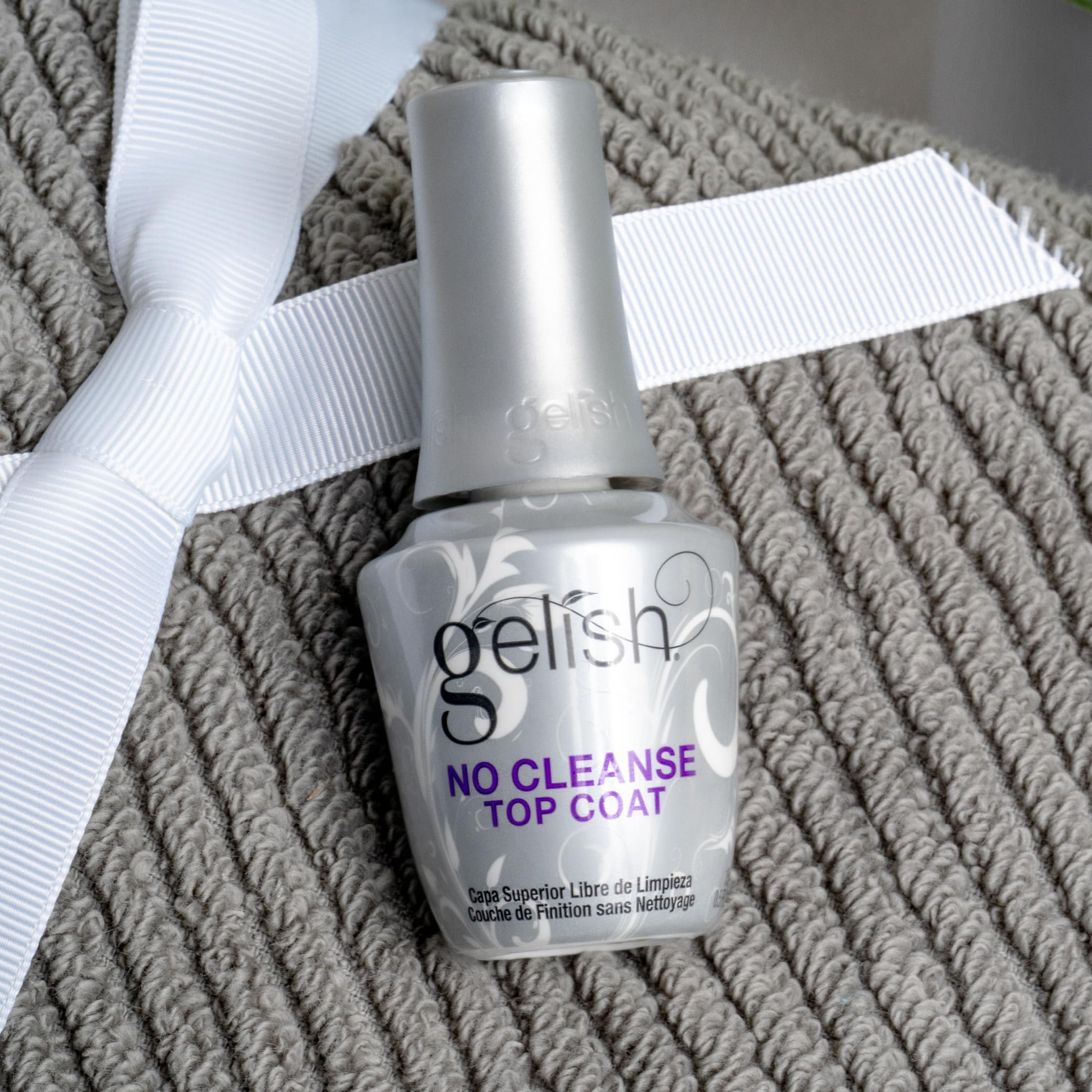 Gelish No-Cleanse Top Coat est compatible UV et LED pour un séchage rapide