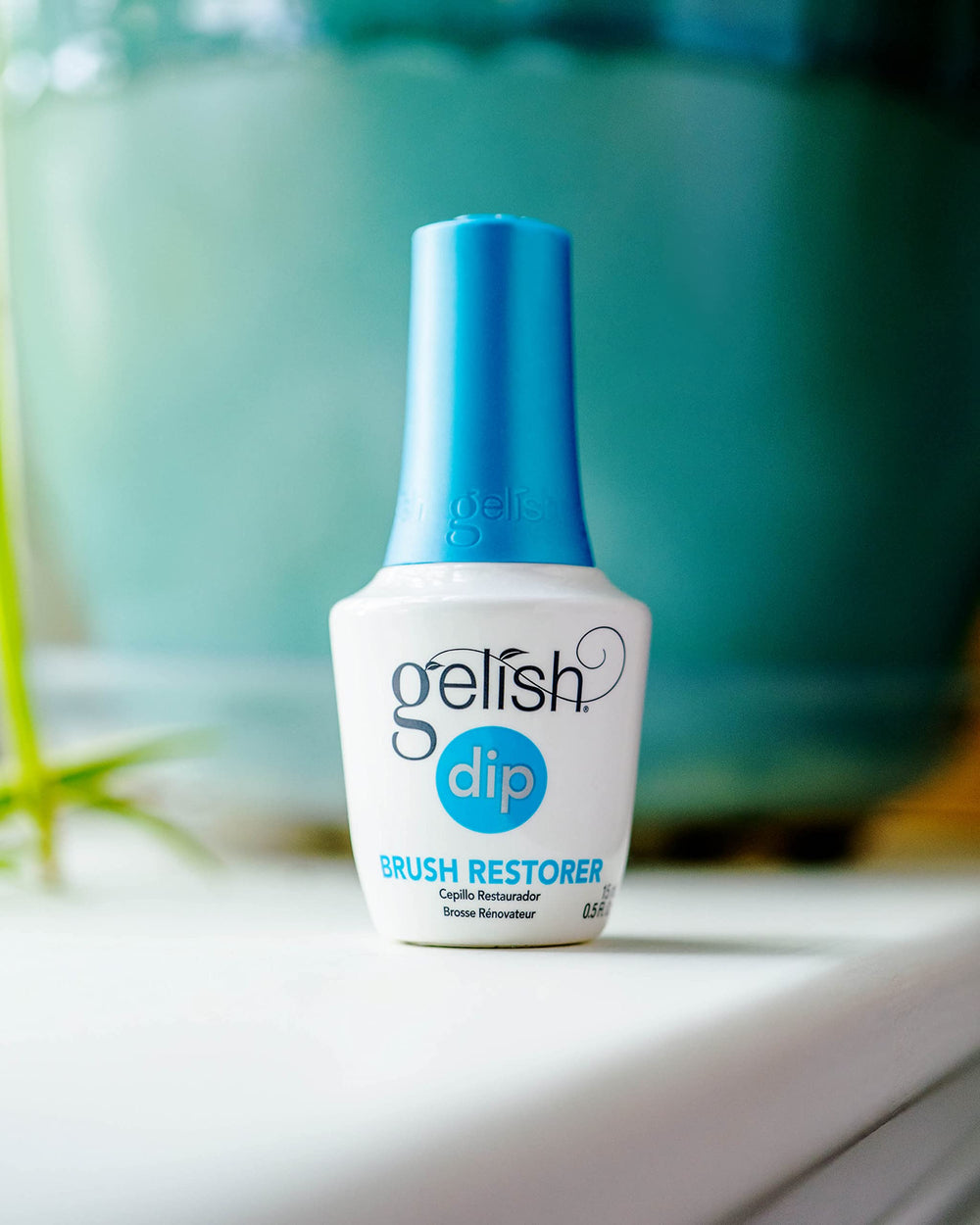 Gelish Dip Basix Kit – pinceau-restorer prolonge la vie des outils.