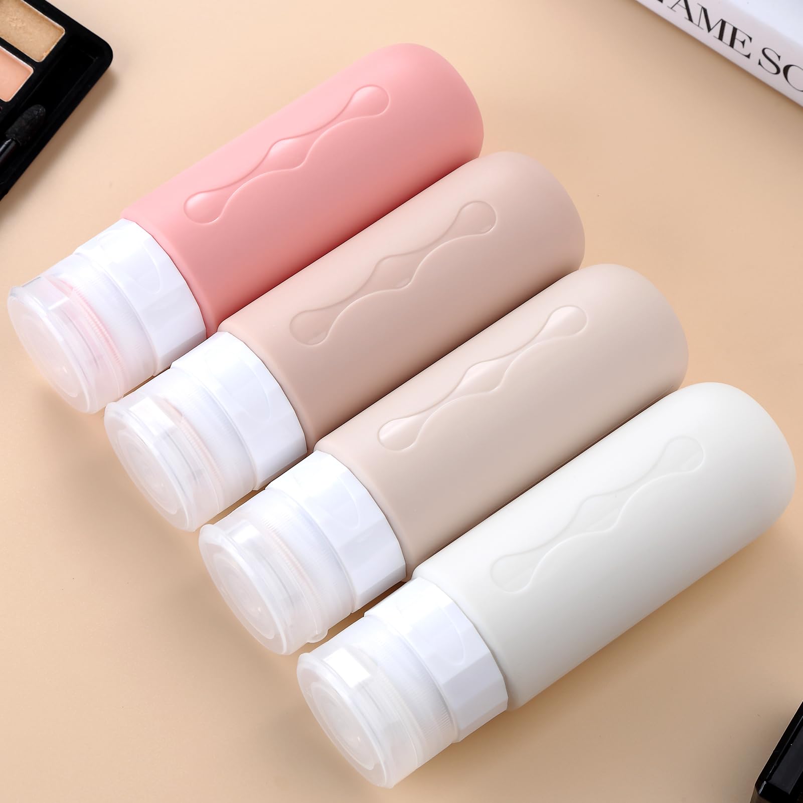 Sac de toilette PVC inclus avec les Gemice pour rangement clair.
