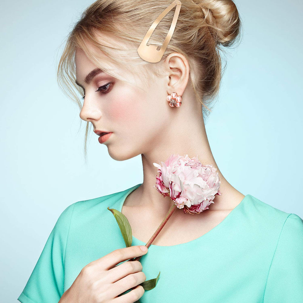 Barrette métallique Geyoga pour différentes coiffures et styles.