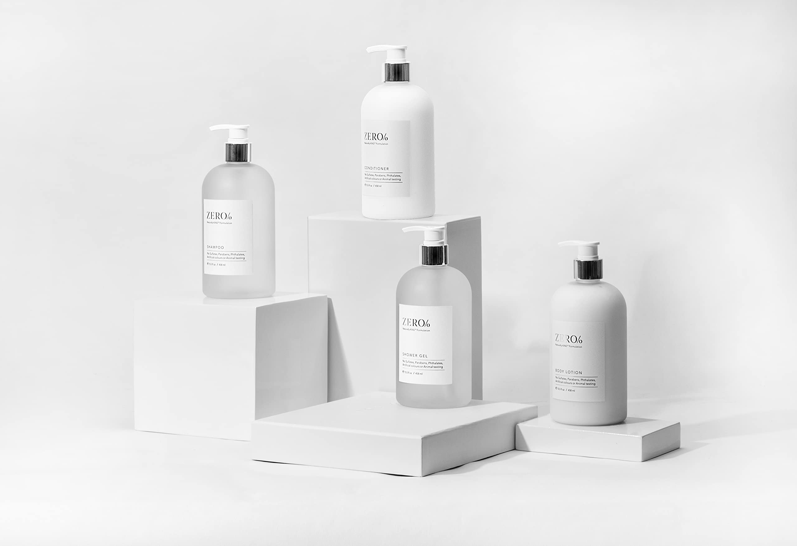 Gilchrist & Soames Zero% Shampoo, récipient design, pratique pour voyager et gagner du temps.