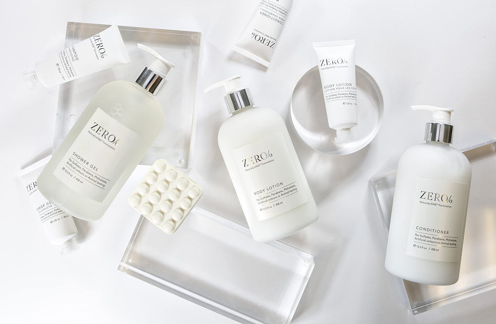 Gilchrist & Soames Zero% Shampoo, logo clair, marque premium pour une routine capillaire rassurante.