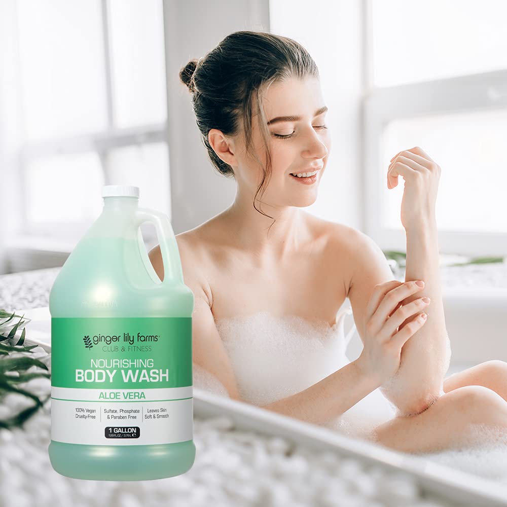 Gel douche utilisé dans une salle de sport pour après‑entraînement