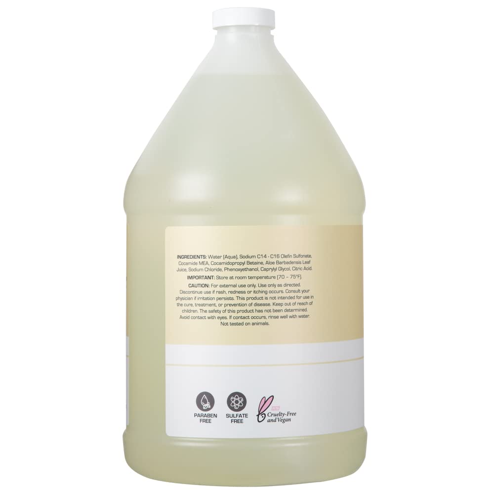 Mousse conditionnante de Ginger Lily Farms rend les mains douces après lavage.