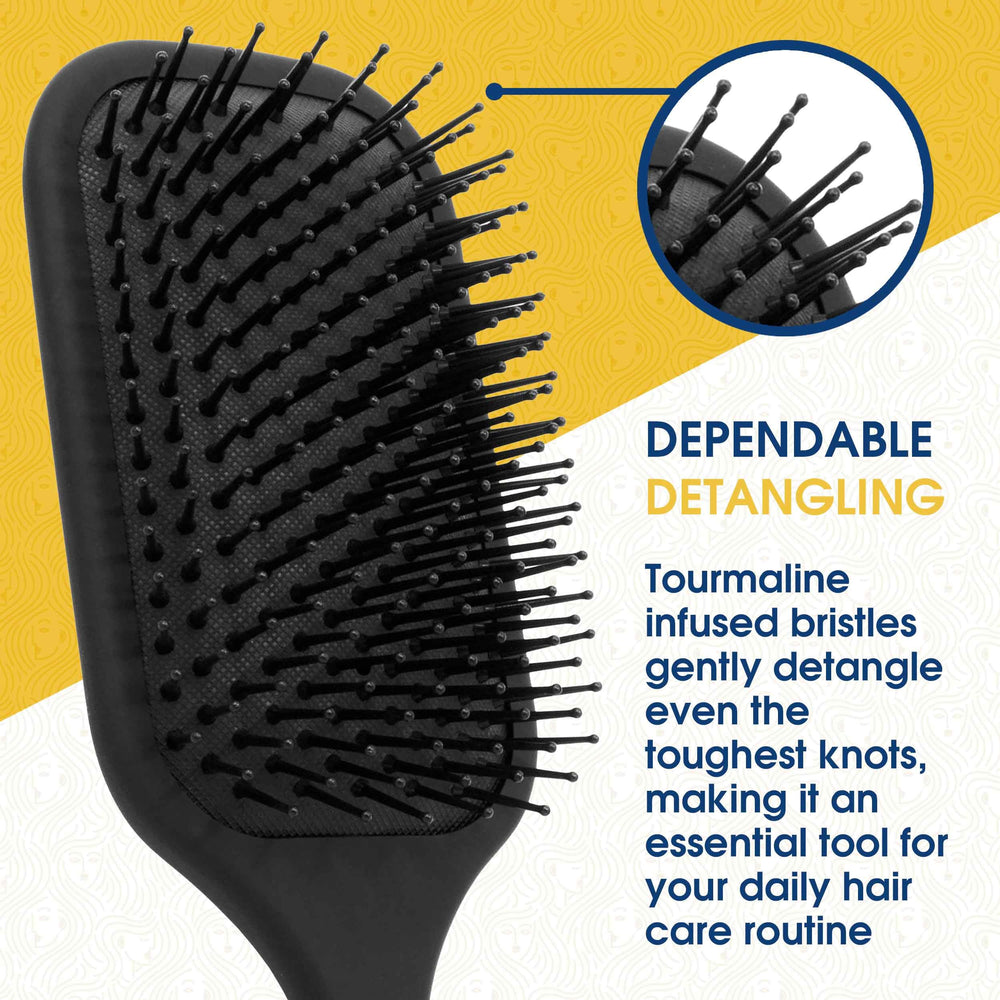 Brosse Giorgio Palette-air coussin ventilé protège le cuir chevelu et facilite le brushing.