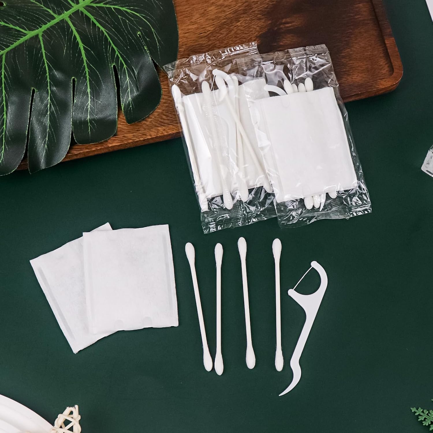 Fil dentaire picks Gisdo hôtel, solution hygiénique compacte pour déplacements.