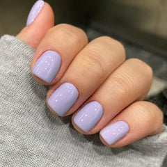 GLAMERMAID ongles courts squoval lavande, forme moderne et port quotidien confortable.
