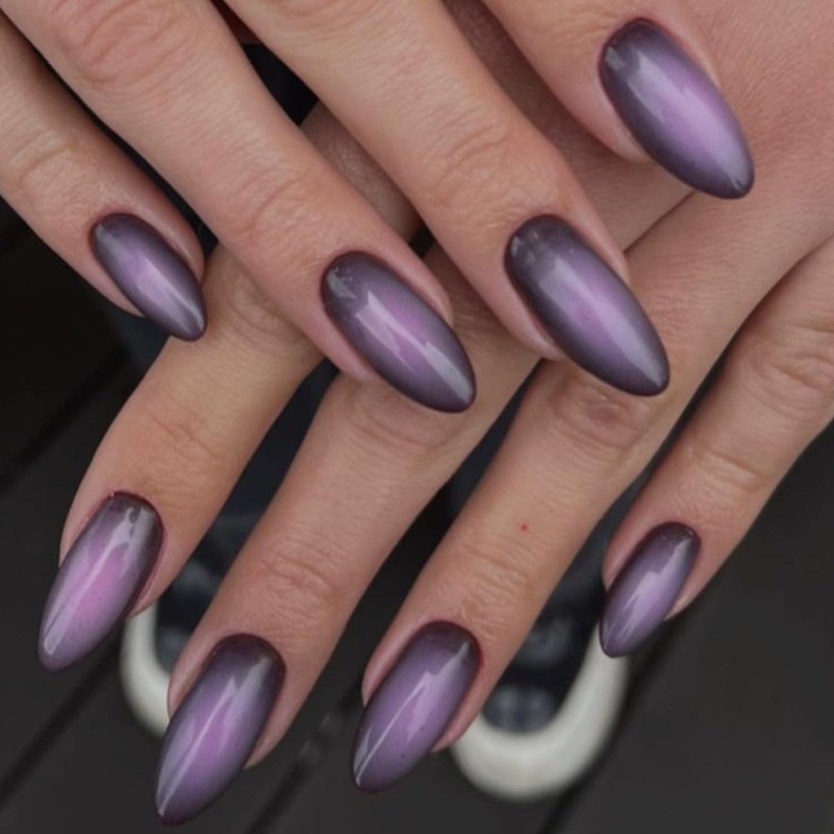 GLAMERMAID noir et rose ombré, faux ongles press‑on durables pour look salon à domicile.