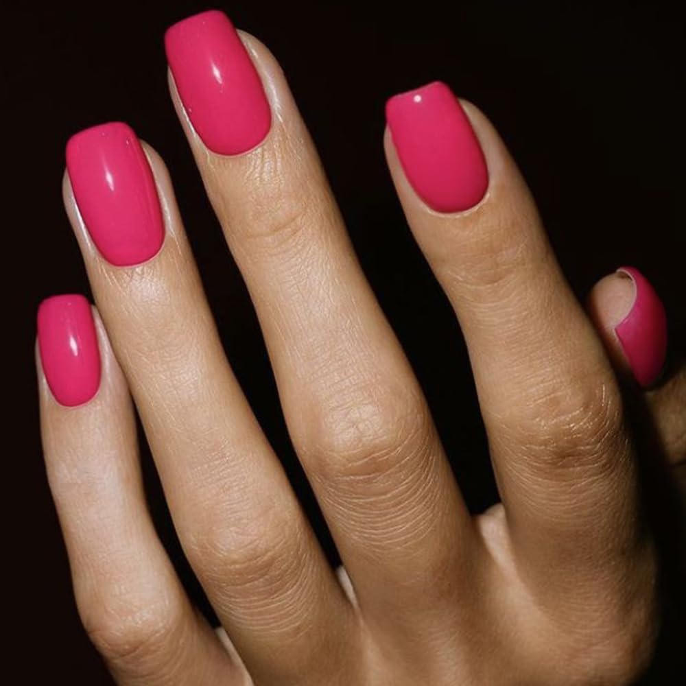 GLAMERMAID ongles courts carre pour un look élégant au quotidien