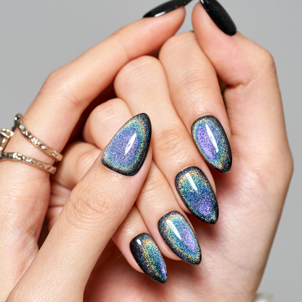 Effet magnétique œil-de-chat sur ongles GLAMERMAID pour un look audacieux