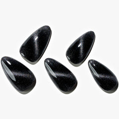 GLAMERMAID onglets press-on œil de chat noir avec finition brillante.