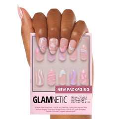 Glamnetic Wild Card: kit adhérables prêt à poser avec étui pratique.