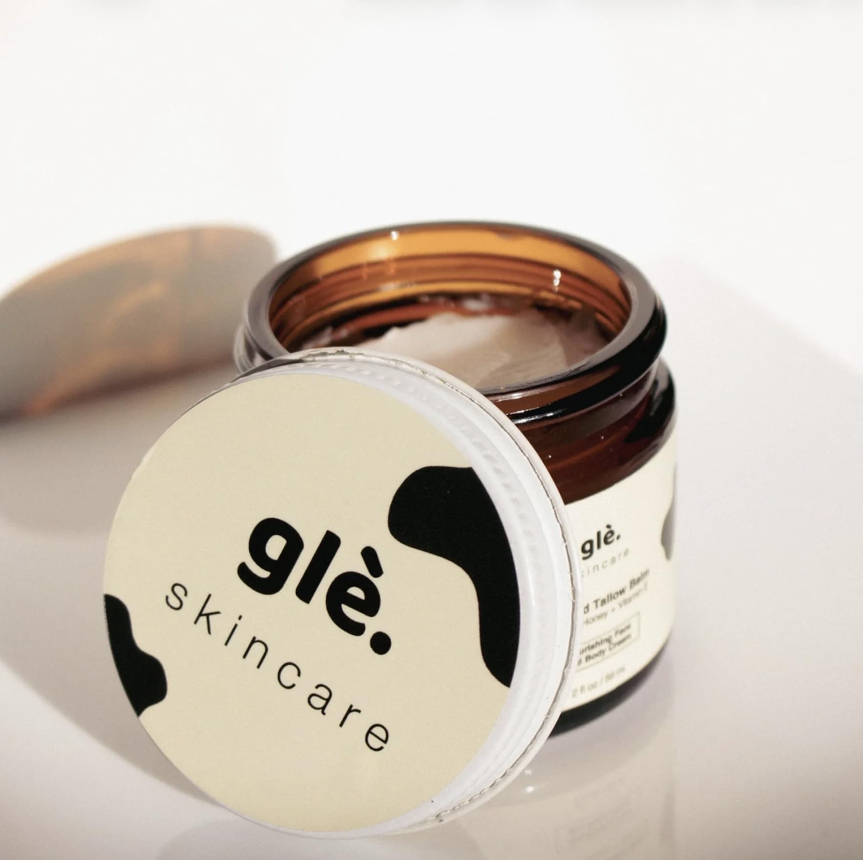 Utilisation corps et massage avec Gle Skincare, hydratation longue durée