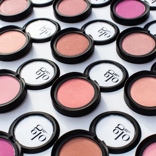 Glo Skin Beauty Blush Finition Matte — rendu velouté et durable.