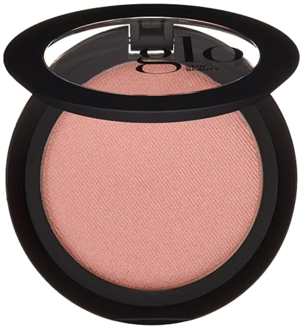Glo Skin Beauty Blush Petale Transparent — poudre naturelle pour un éclat discret sur les pommettes.