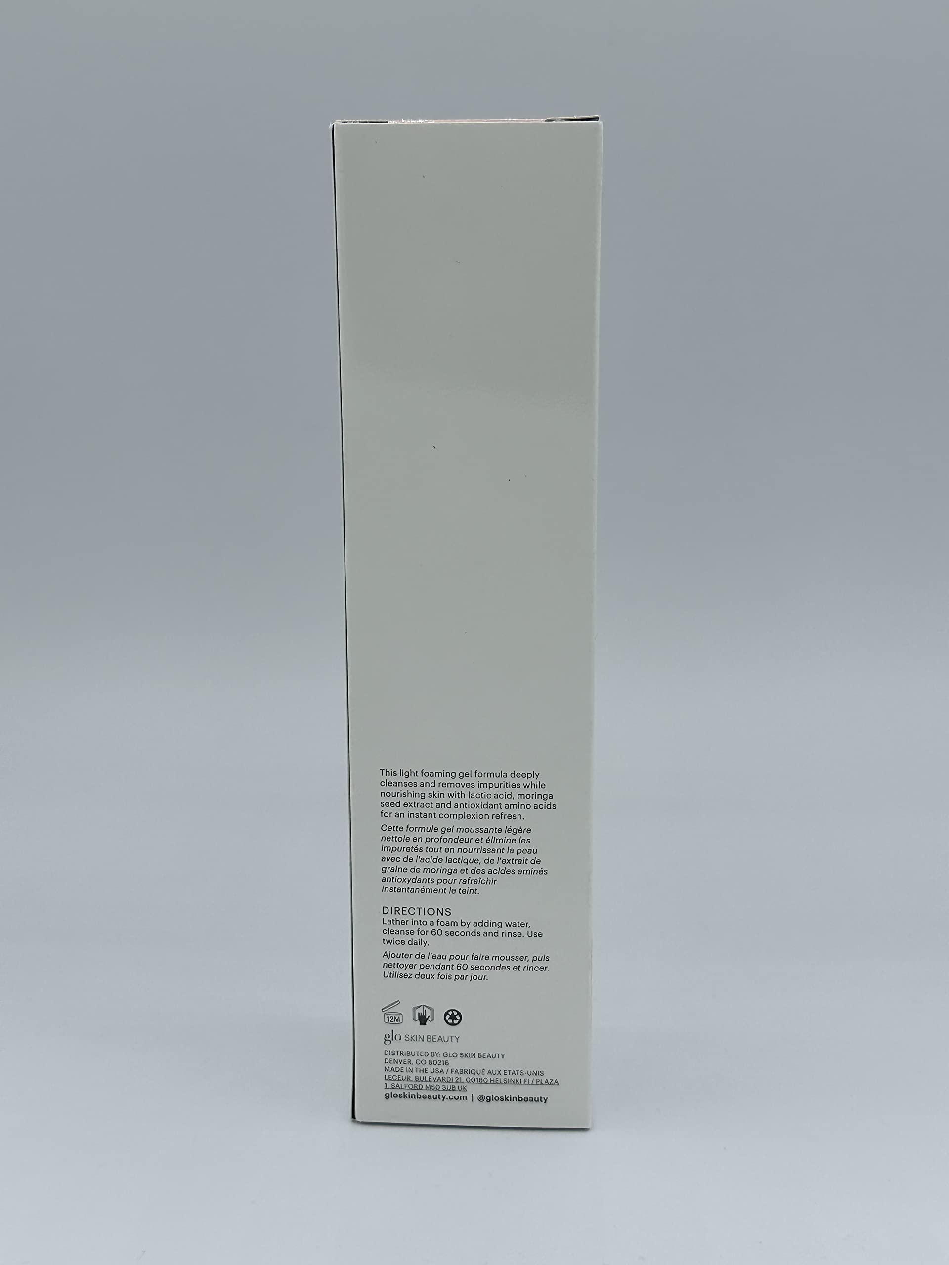 Glo Skin Beauty Hydra-Bright AHA Cleanser: teint lumineux après utilisation.