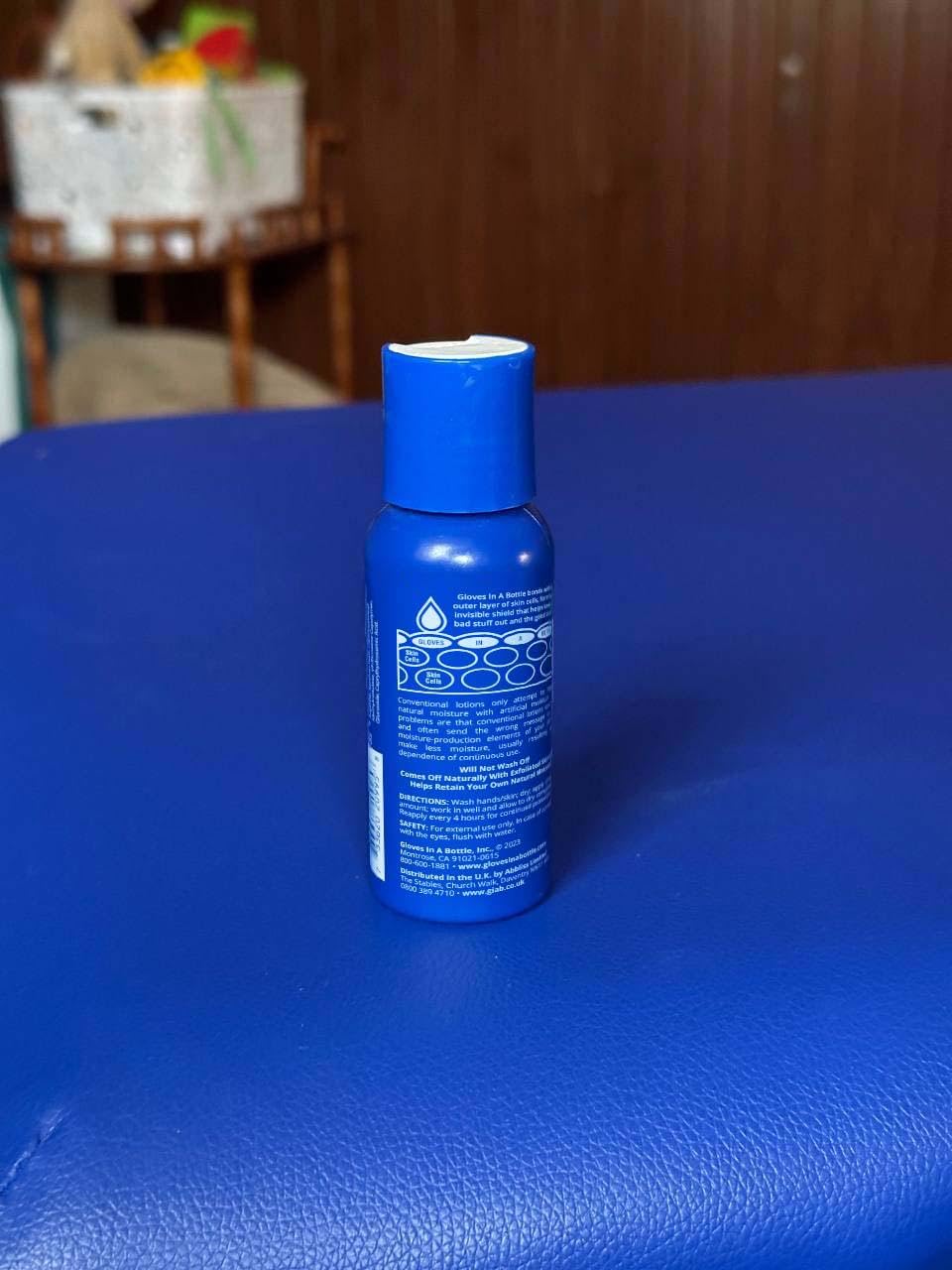 Gloves In A Bottle – soin ciblé pour les mains sensibles sujettes à l'eczéma.