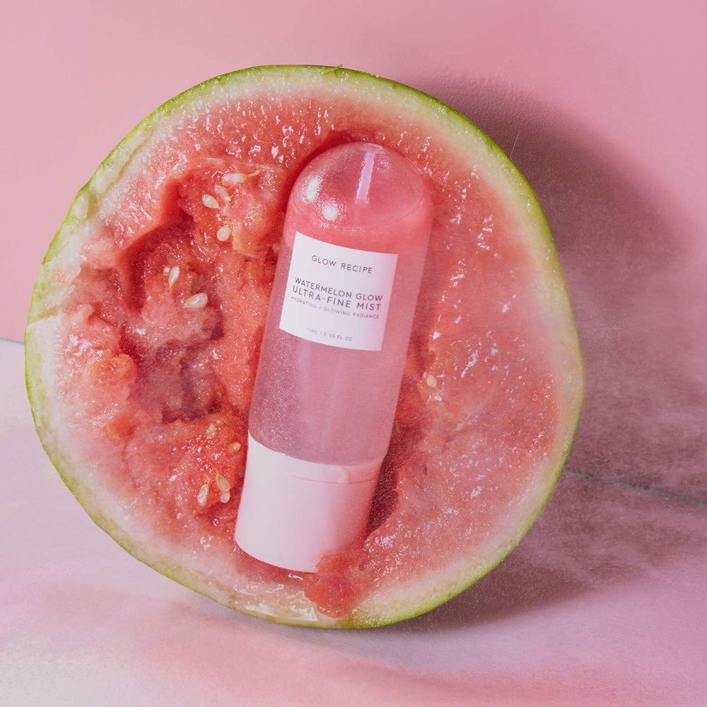 Glow Recipe Watermelon Glow Brume hibiscus AHA, texture plus lisse.