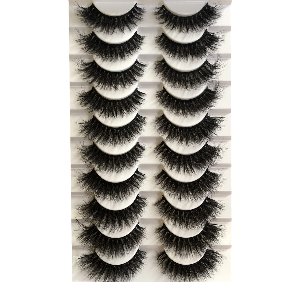 Cils Gmagictobo faux naturels 15mm pour un regard discret et authentique.