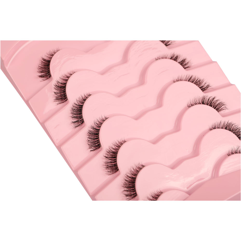 Regard naturel et soigné avec Gmagictobo pour un maquillage rapide.