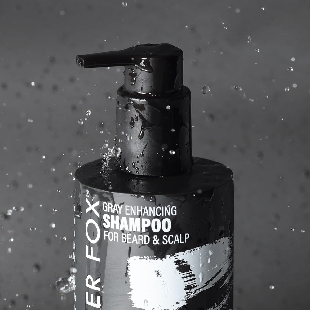 La mousse lavante fluide nourrit barbe et cuir chevelu avec douceur.