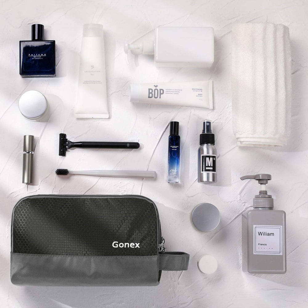 Grande capacité Gonex, peut contenir tous vos essentiels de toilette.