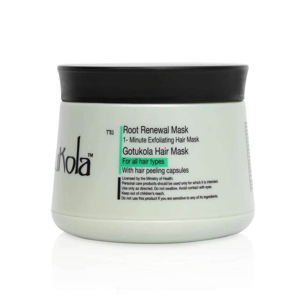 Texture crème Gotukola sur cheveux humides, sensation veloutée.