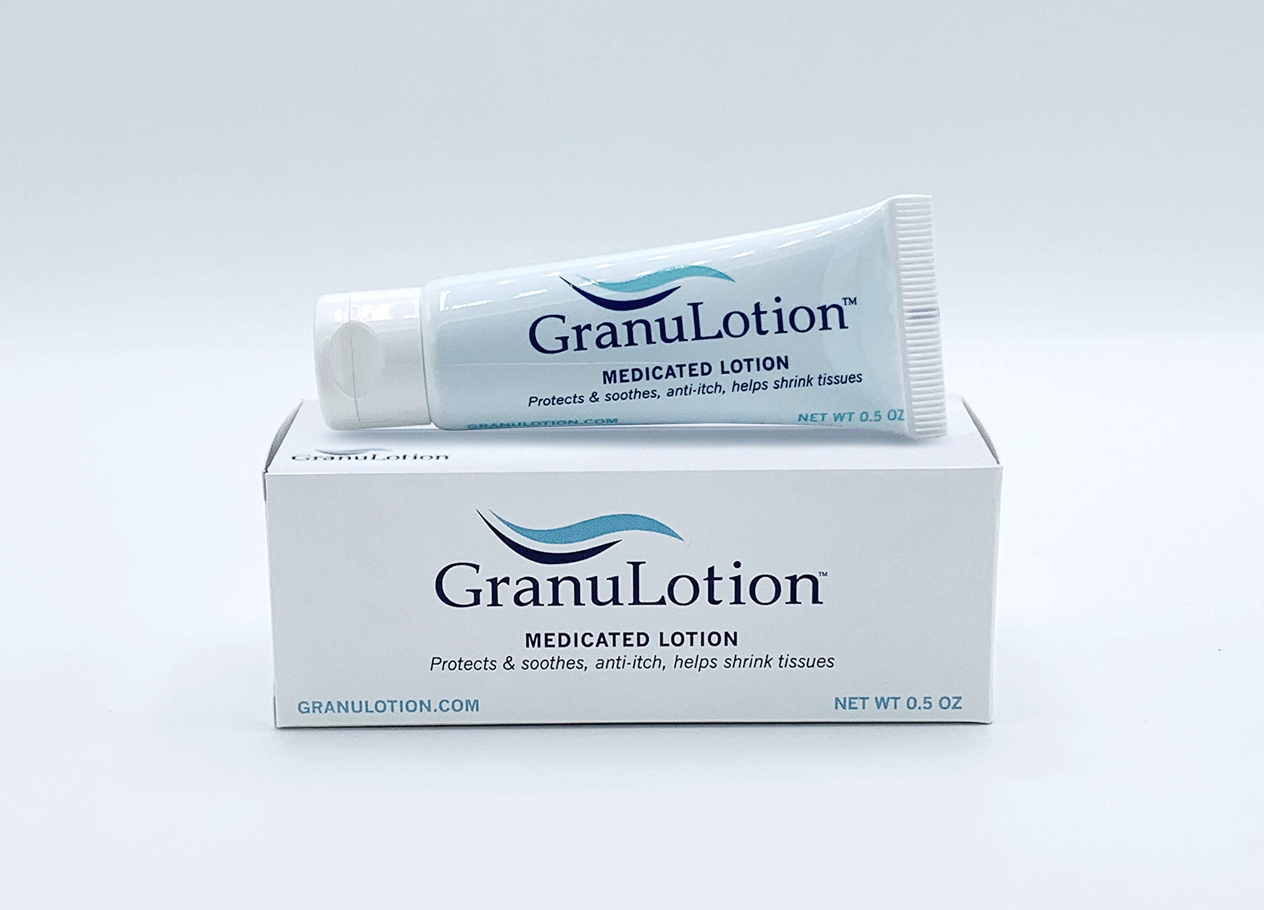 Bouteille compacte GranuLotion présente une utilisation nomade pour le quotidien.
