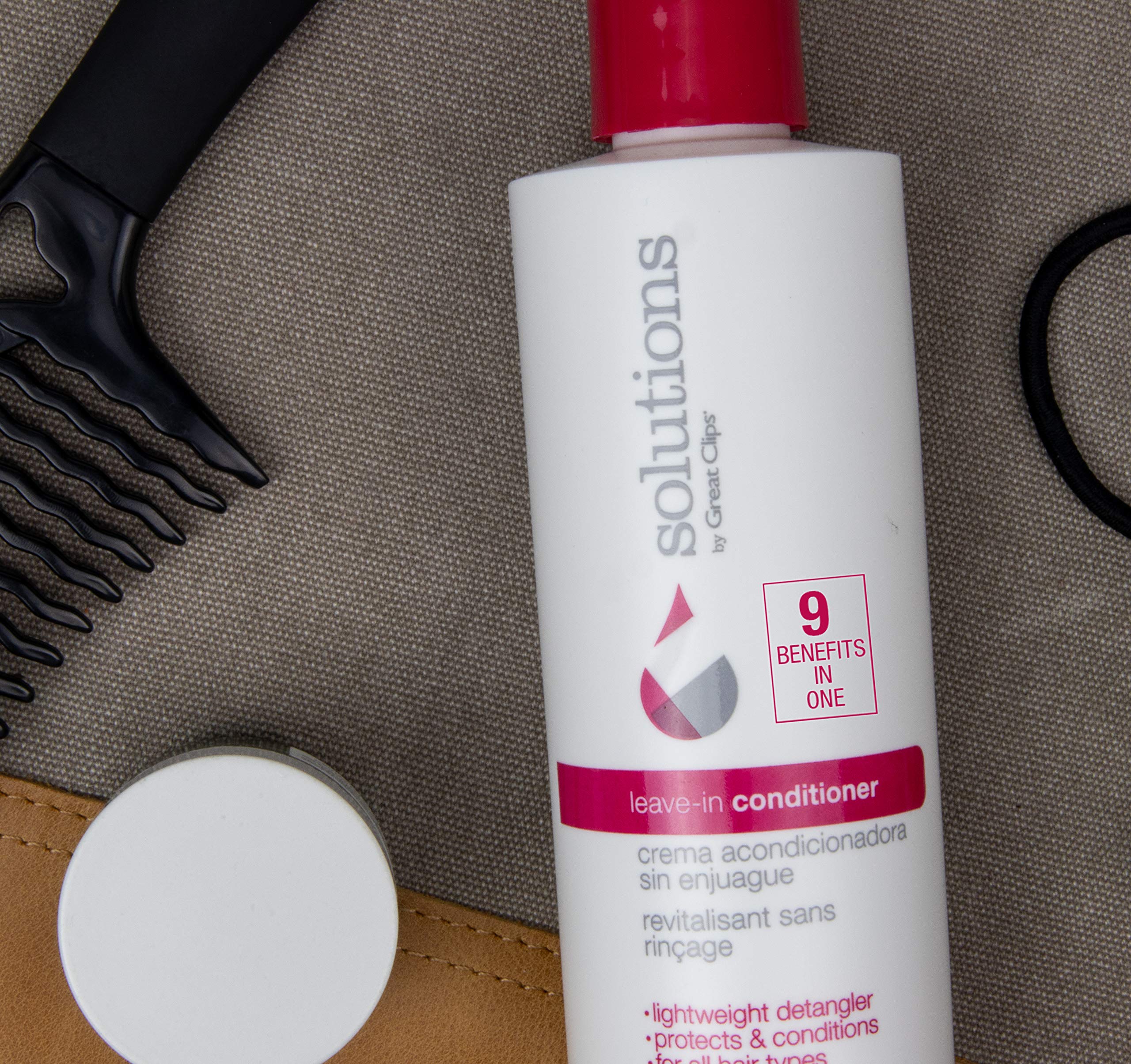 Great Clips leave-in conditioner spray mist for frizz control during daily styling