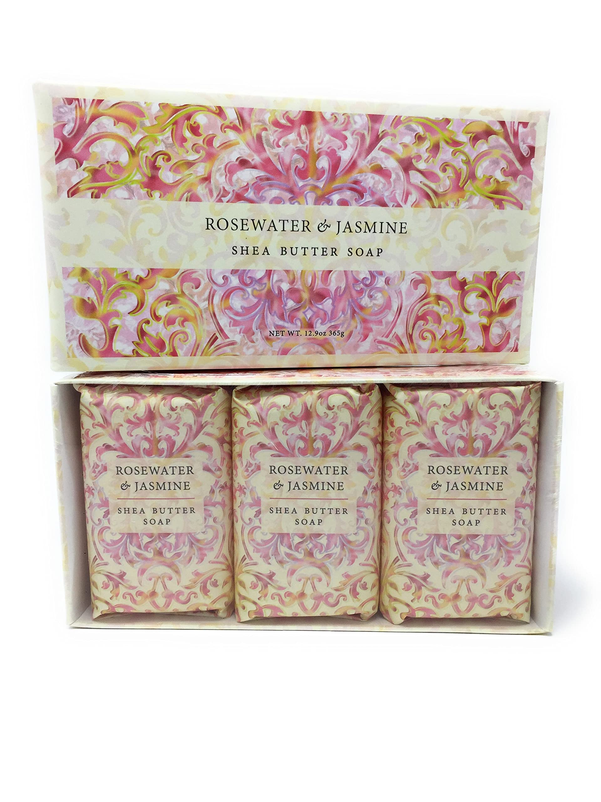 Coffret Greenwich Bay Trading Co. de trois savons rose et jasmin, cadeau élégant.