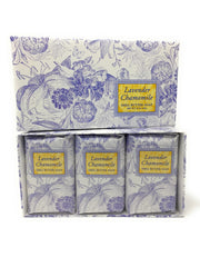 Texture crèmeuse du savon Greenwich Bay Trading Company au karité lavande camomille.