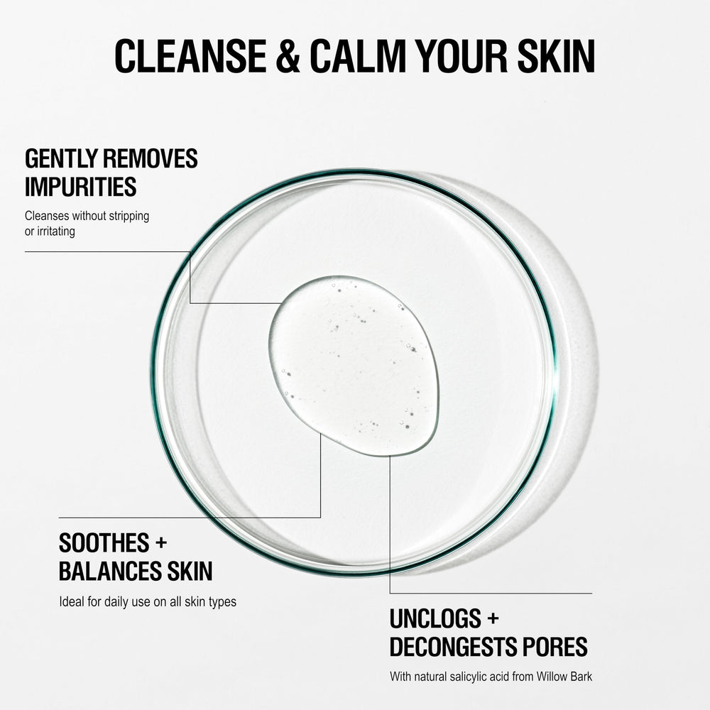 Texture gel hydratant pour le visage prête à nettoyer en douceur.