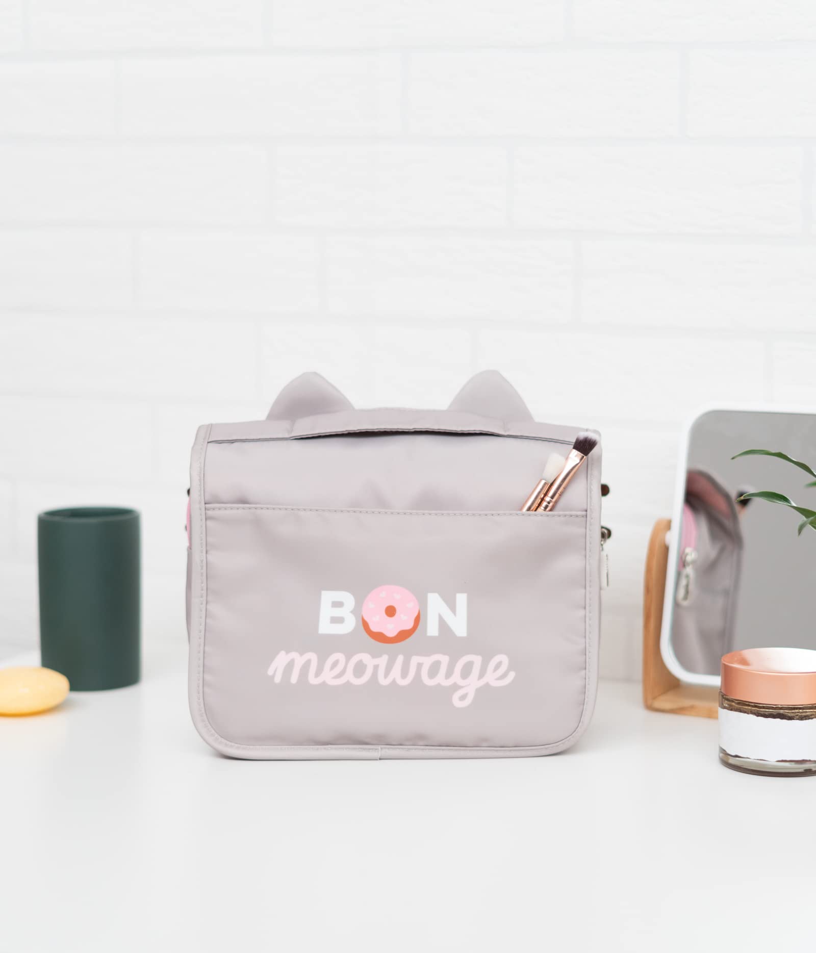 Grupo Erik Pusheen matière imperméable protégeant les accessoires lors du voyage.