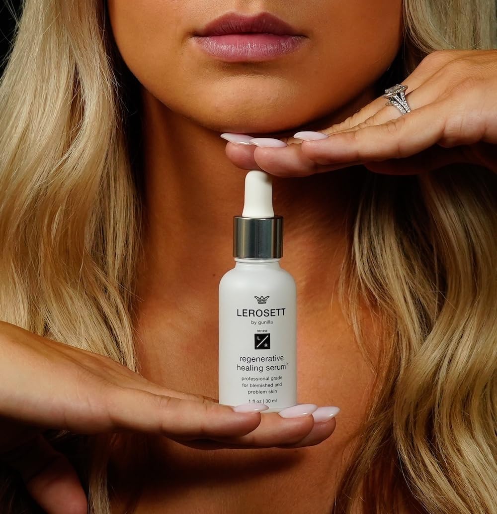 LEROSETT: bouteille-serum clarifiant pour peau réactive.
