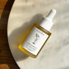 Application sur peau avec HADEA Cyperus Rotundus pour soin quotidien.