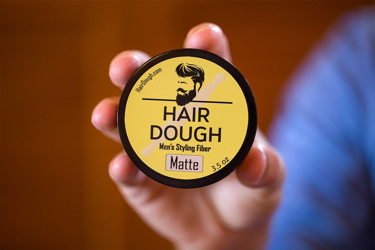 Hair Dough Styling Clay convient à tous les styles, du court au long.