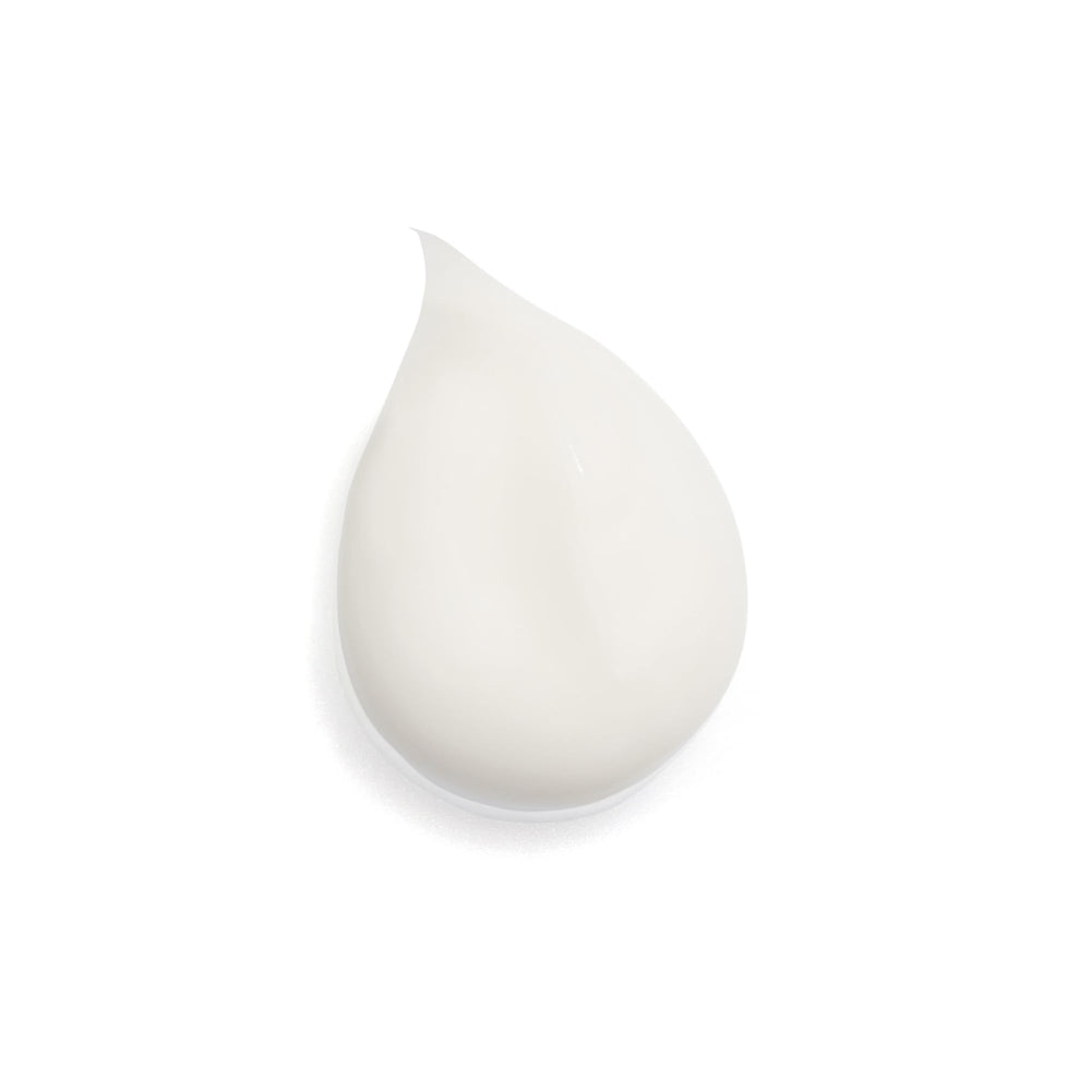 Hair Rituel par Sisley - texture mousse fine qui se transforme en mousse riche.
