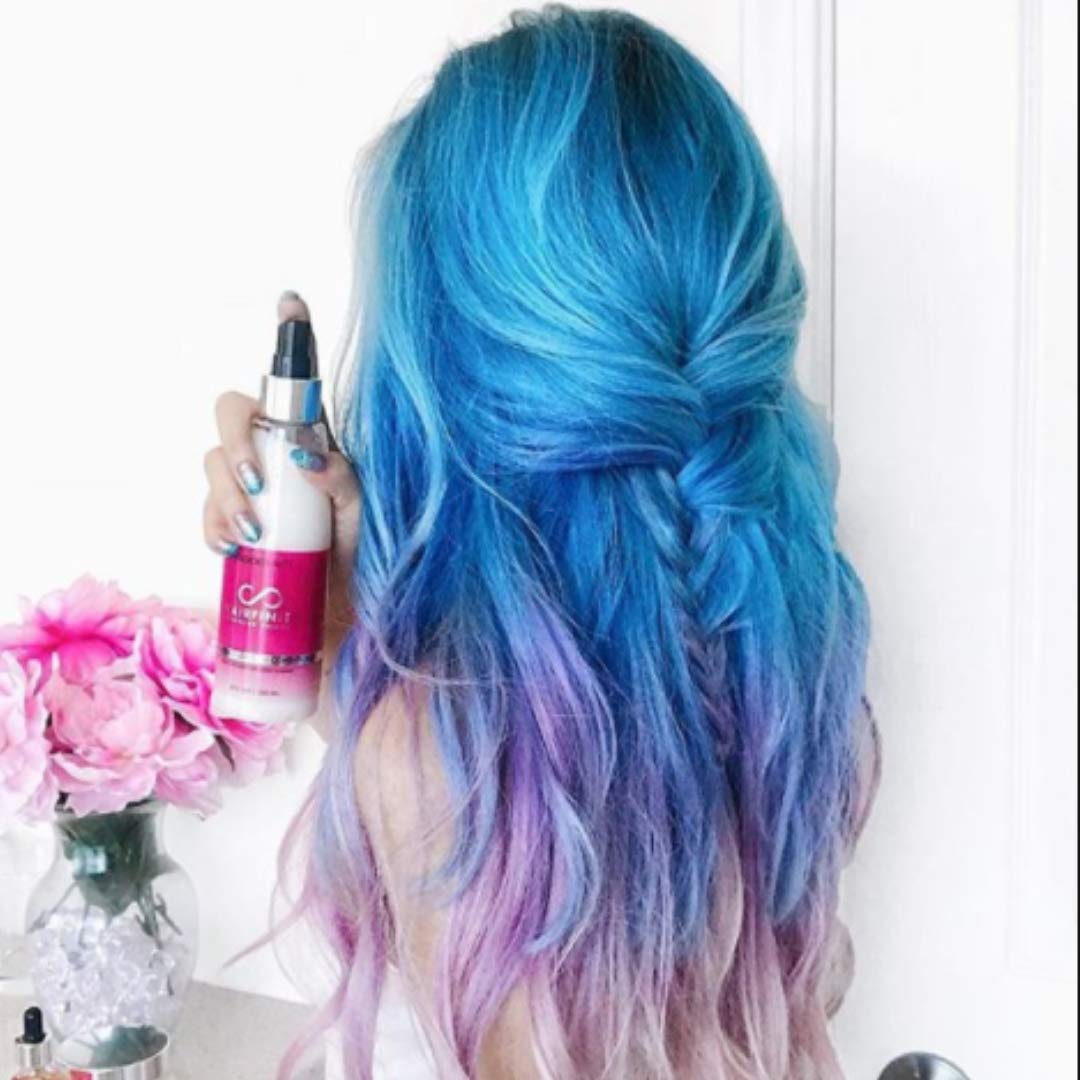 Boucles définies et hydratation améliorée grâce au soin Hairfinity.