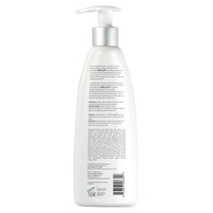 Hairmax shampooing densité, application douce et massage du cuir chevelu pour revitaliser les racines.