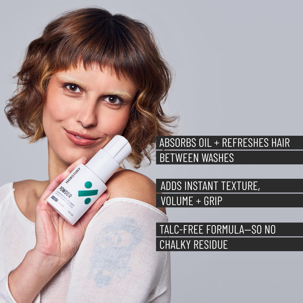 Hairstory Poudre offre tenue naturelle sans résidu poudreux.