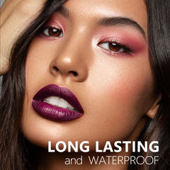 HANLADY Cranberry : formule smudgeproof et transferproof pour un look fidèle tout au long de la journée.