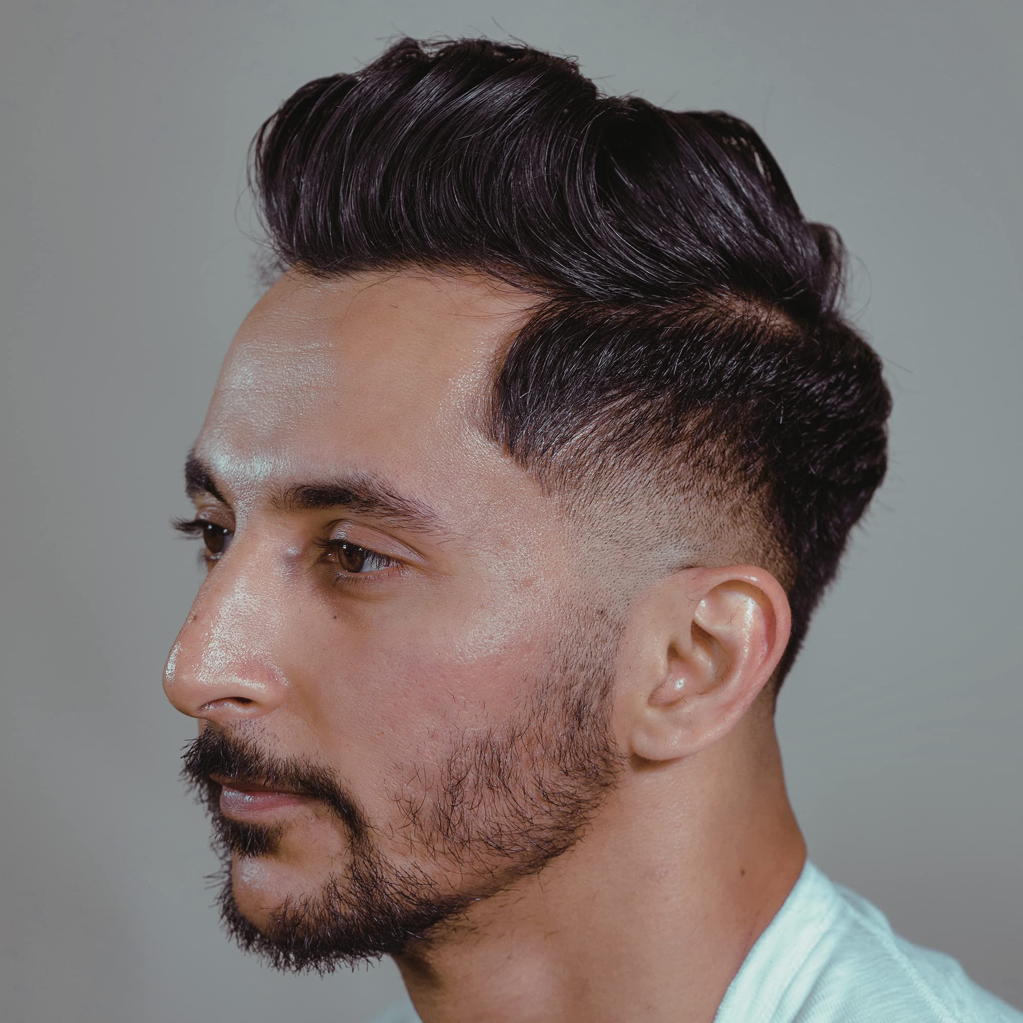 Hanz de Fuko Gravity Paste – cheveux modelés avec une finition naturelle.