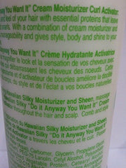 Hawaiian Silky Crème Activateur, application facile sur cheveux humides pour limiter les frisottis.