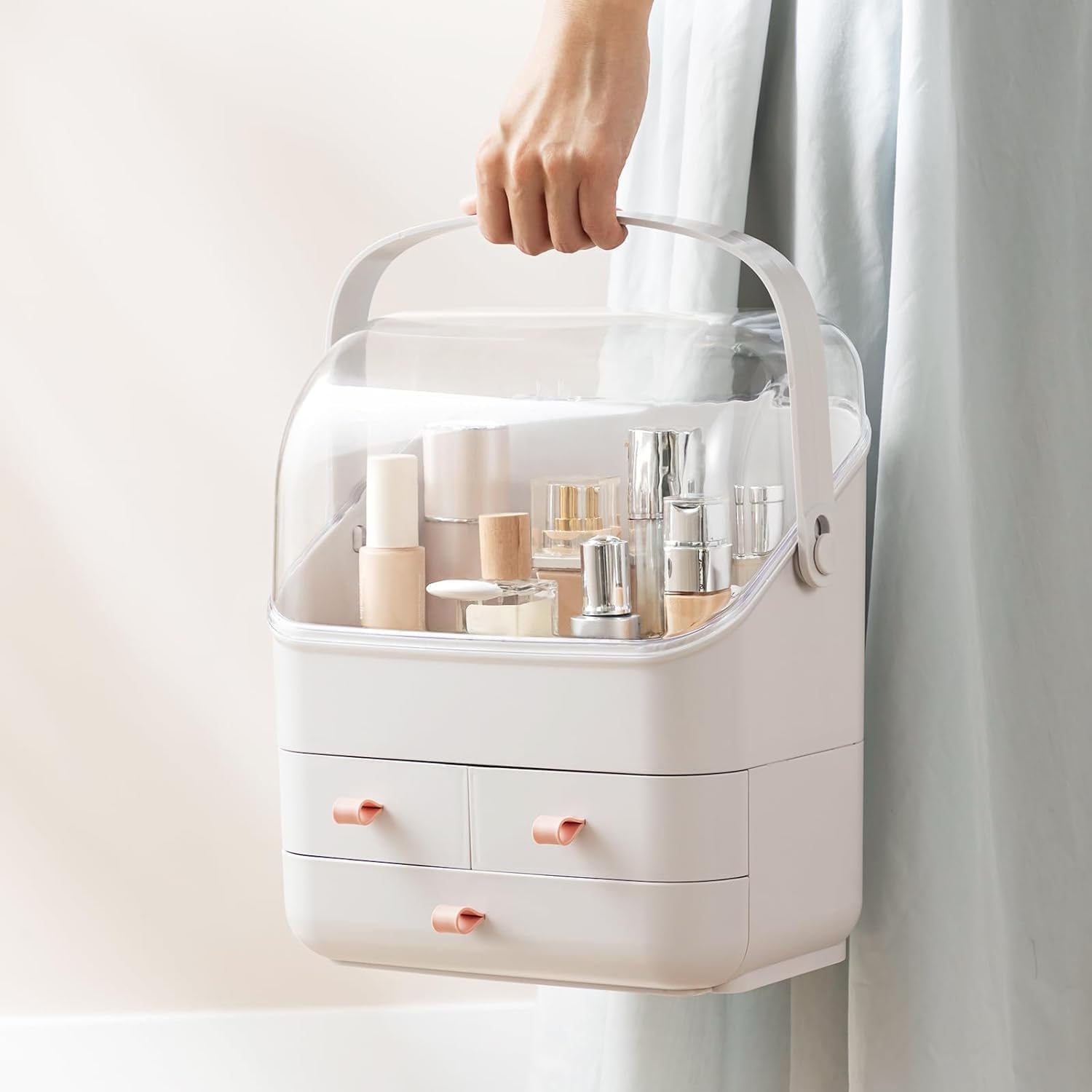 HBlife utilisation facile et accessibilité des produits cosmétiques.