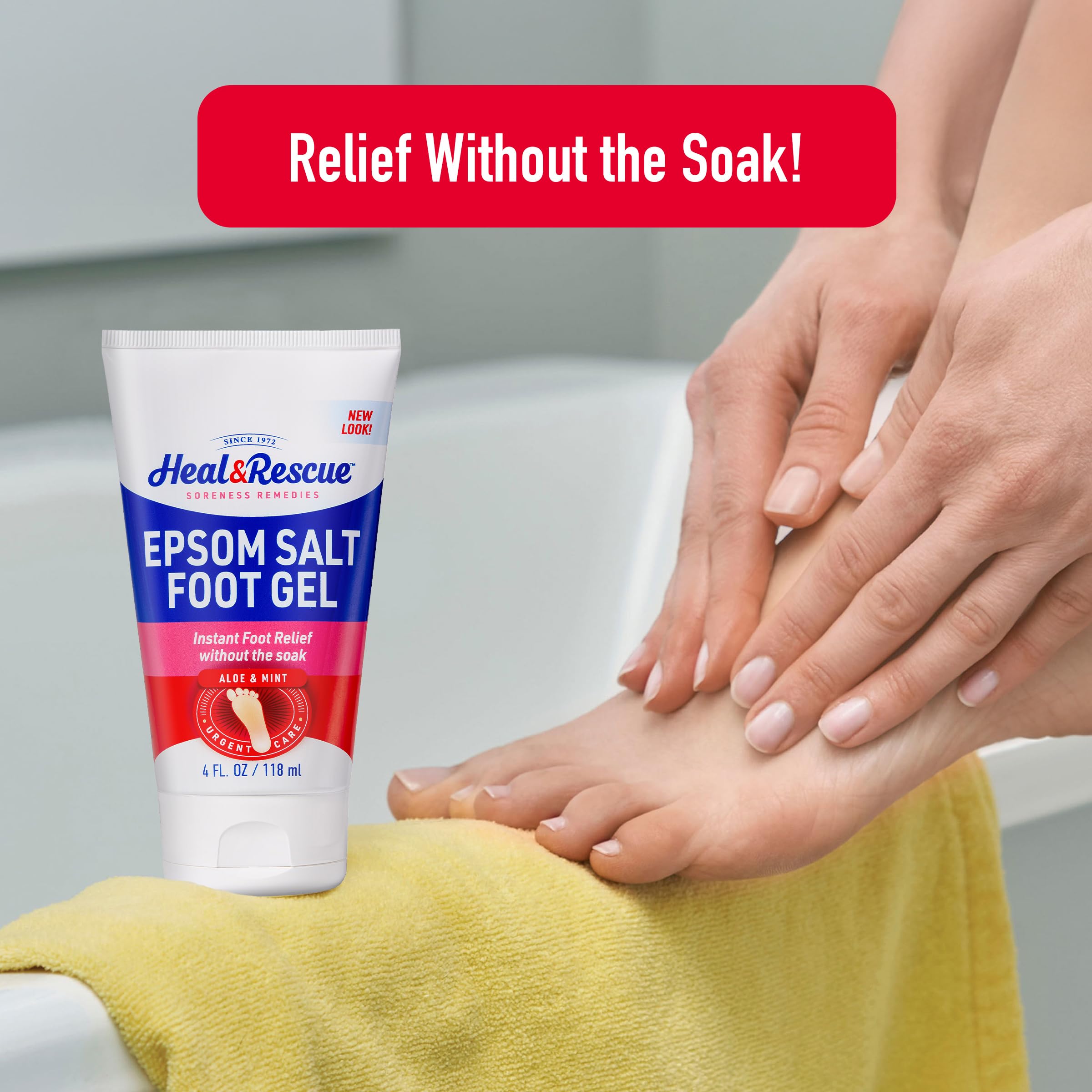 Application du Gel Heal&Rescue sur le pied pour massage relaxant.