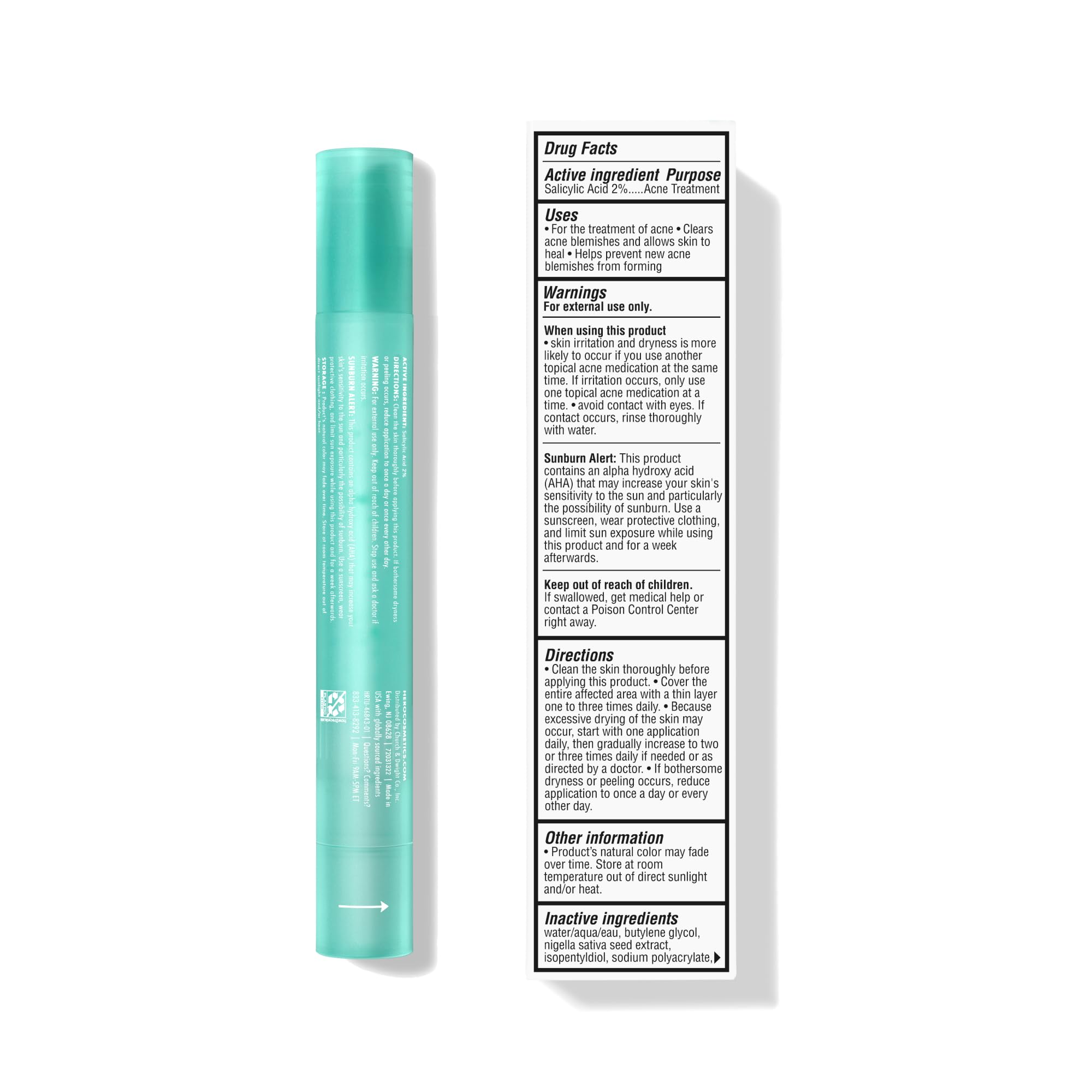 Gel translucide Hero Cosmetics appliqué sur imperfection pour ciblage local.