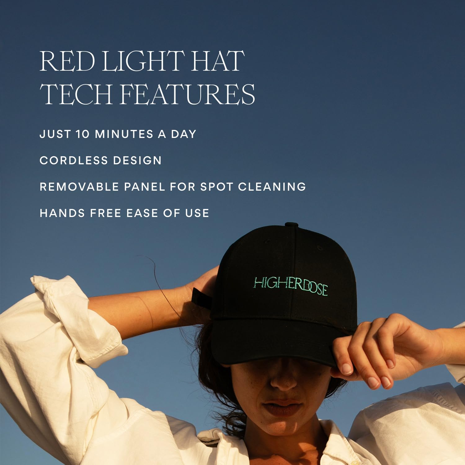 Rituel beauté à domicile avec le chapeau HigherDOSE lumière rouge