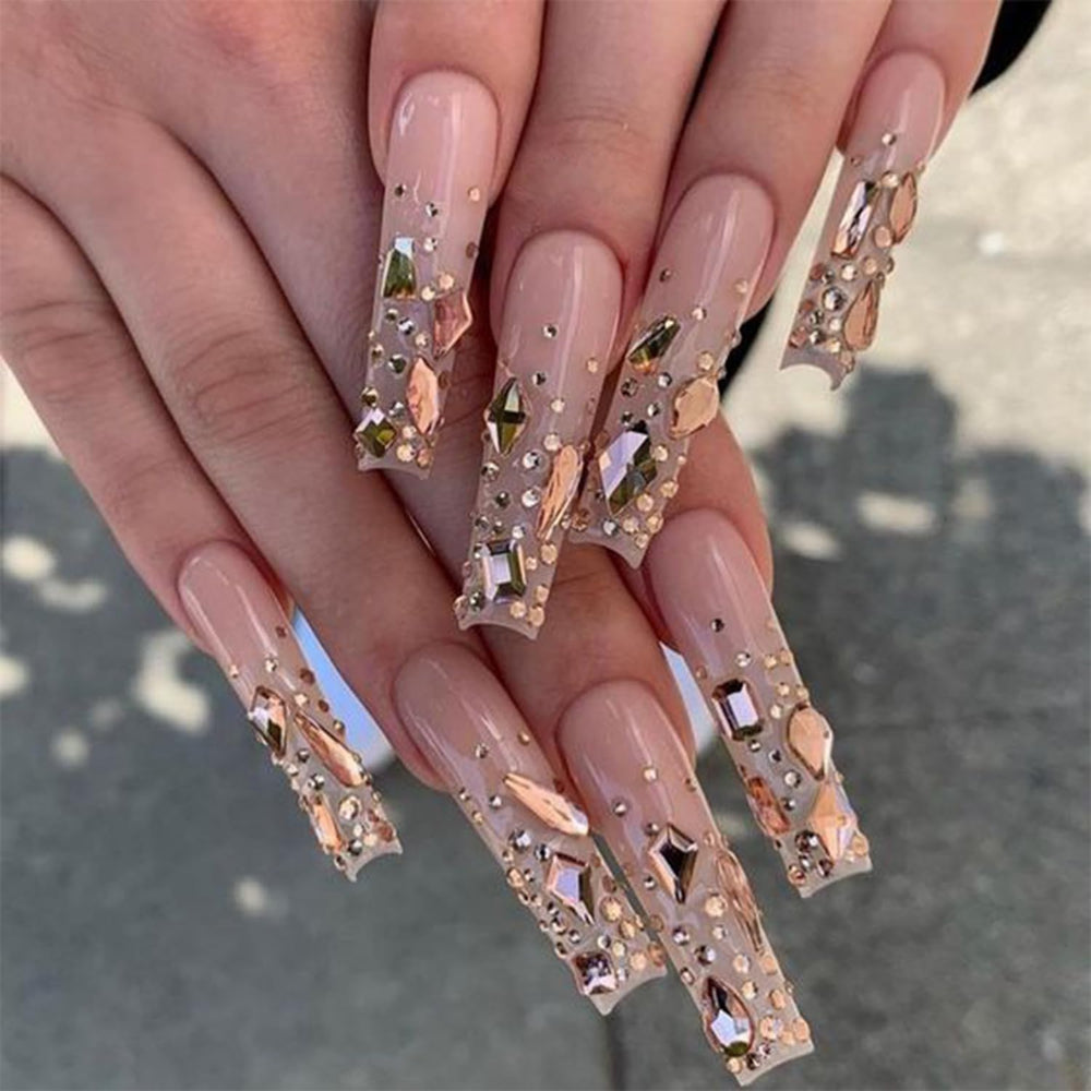 Strass dos plat HNUIX à formes multiples pour designs variés.